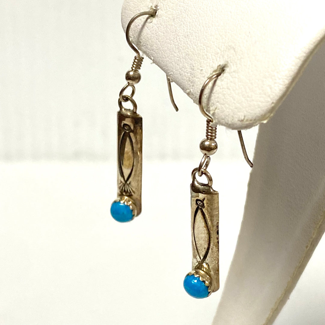 u965 Vintage Sterling Silver Blue Turquoise Long Dangle Earrings