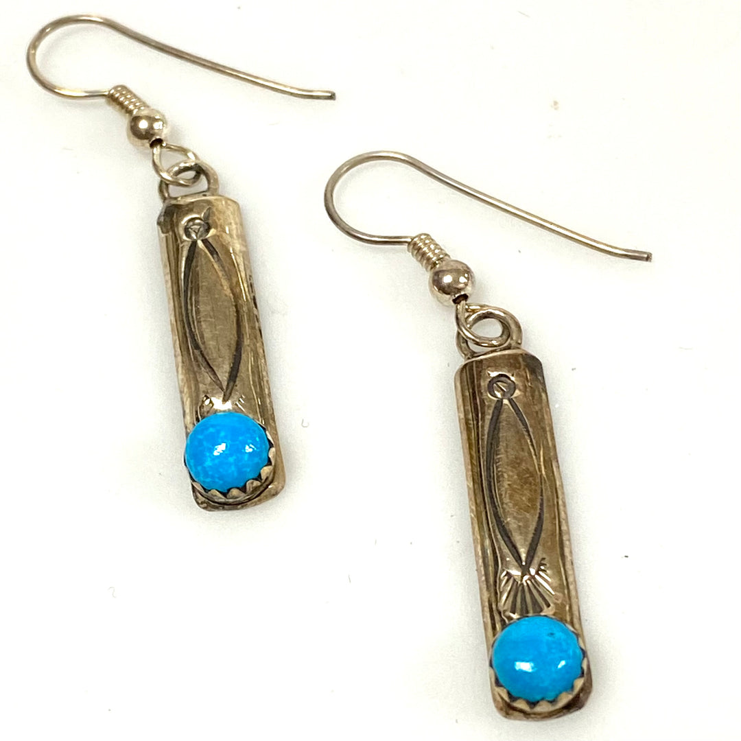 u965 Vintage Sterling Silver Blue Turquoise Long Dangle Earrings
