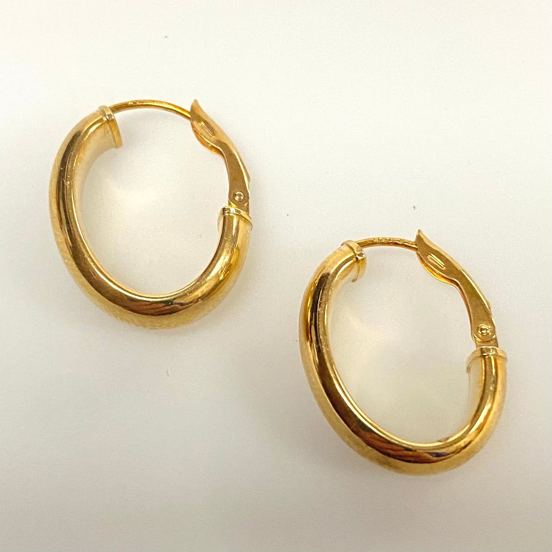 u997 Vintage Classic 14K Yellow Gold Hanging Oval Hoop Earrings