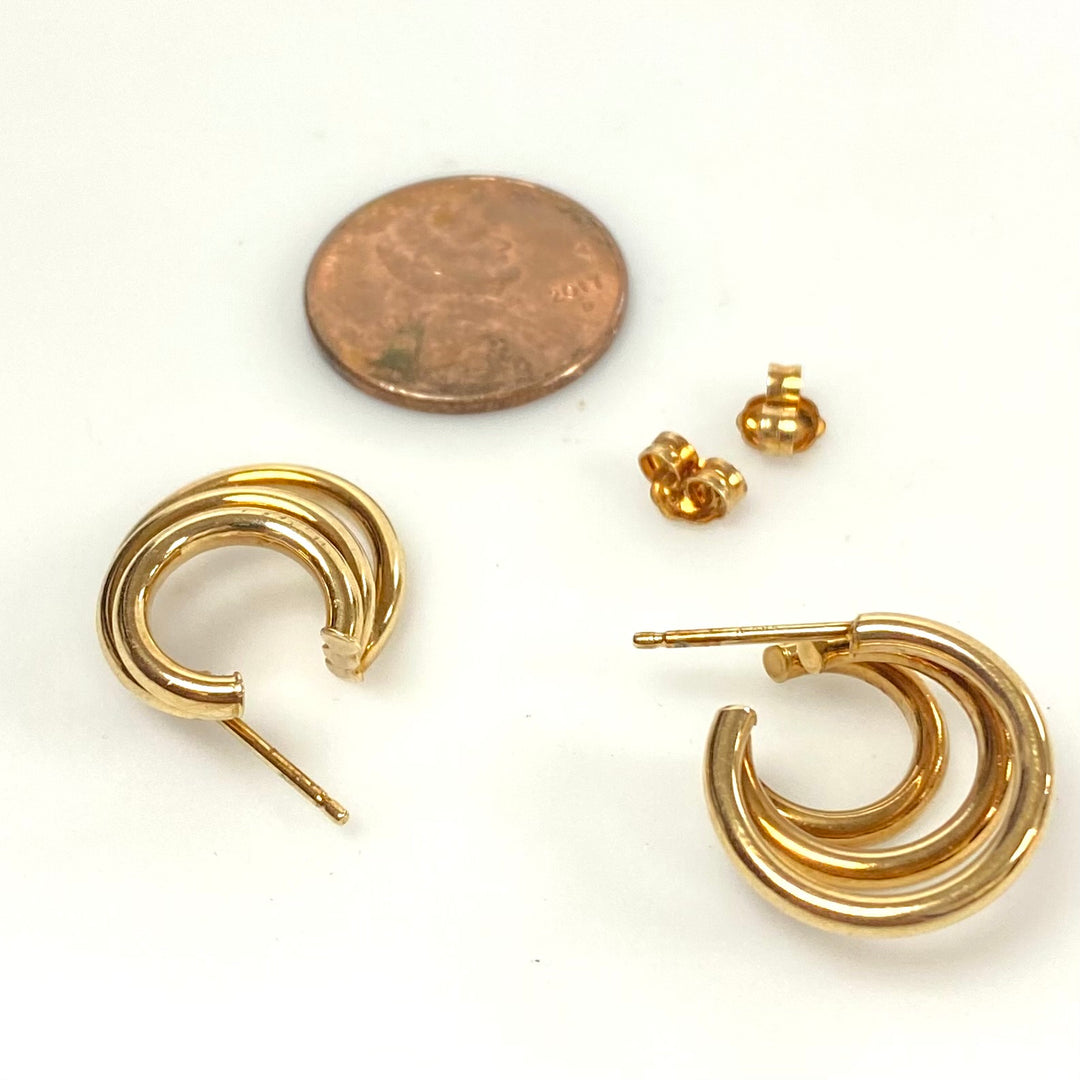 v001 Vintage Classic 14K Yellow Gold Fancy 3 Tier Hoop Earrings