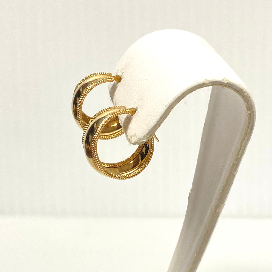 v002 Vintage Classic 14K Yellow Gold Fancy Tapered Hoop Earrings