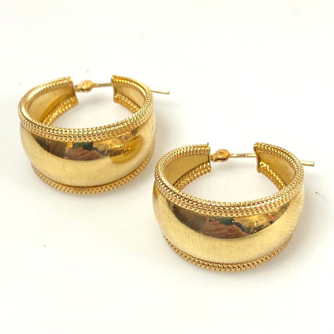 v002 Vintage Classic 14K Yellow Gold Fancy Tapered Hoop Earrings