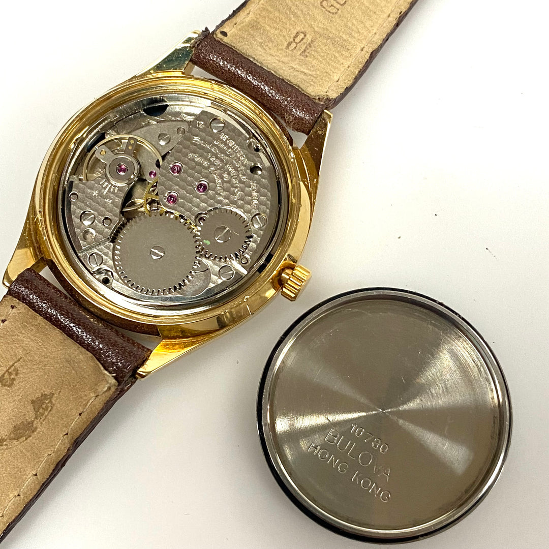 v017 Vintage BULOVA Hand Winding Mechanical Stainless Back 17 Jewels Wrist Watch