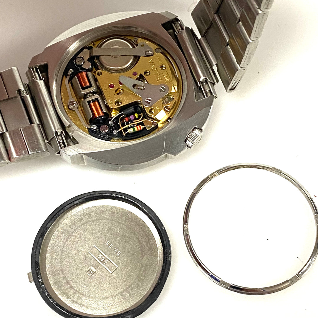 v022 Vintage Bulova Accutron Sputric 2181 Swiss Stainless Steel Wrist Watch +Box