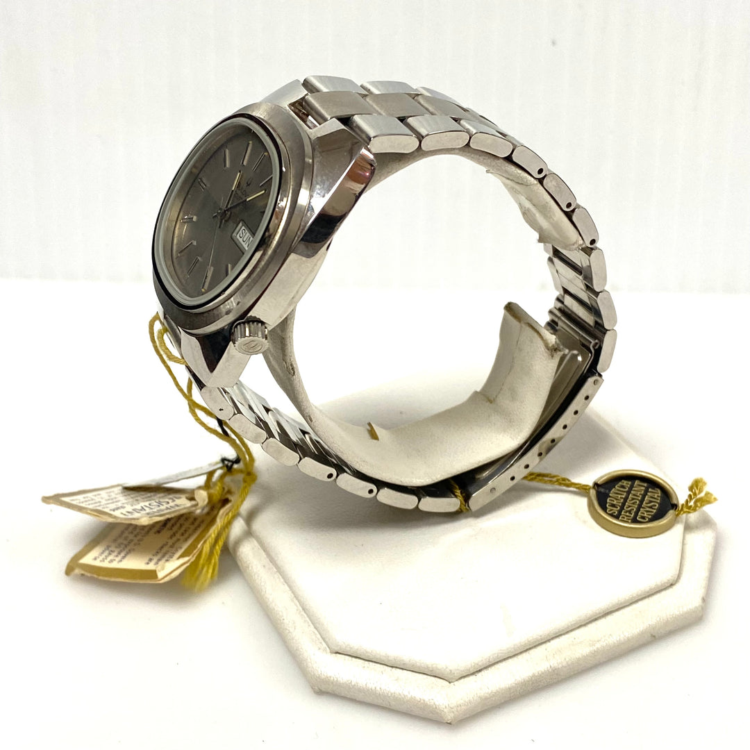 v024 Vintage Bulova Accutron Dura-Crystal Quartz Stainless Steel Water Resistant Wrist Watch +Box