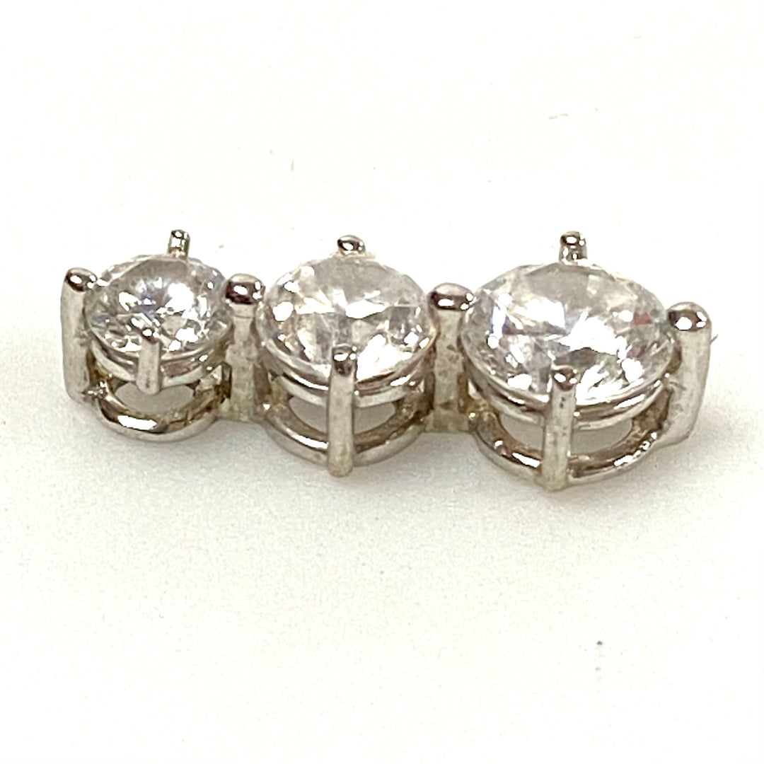 v027 Vintage 14k White Gold Cubic Zirconia Stones Pendant Charm