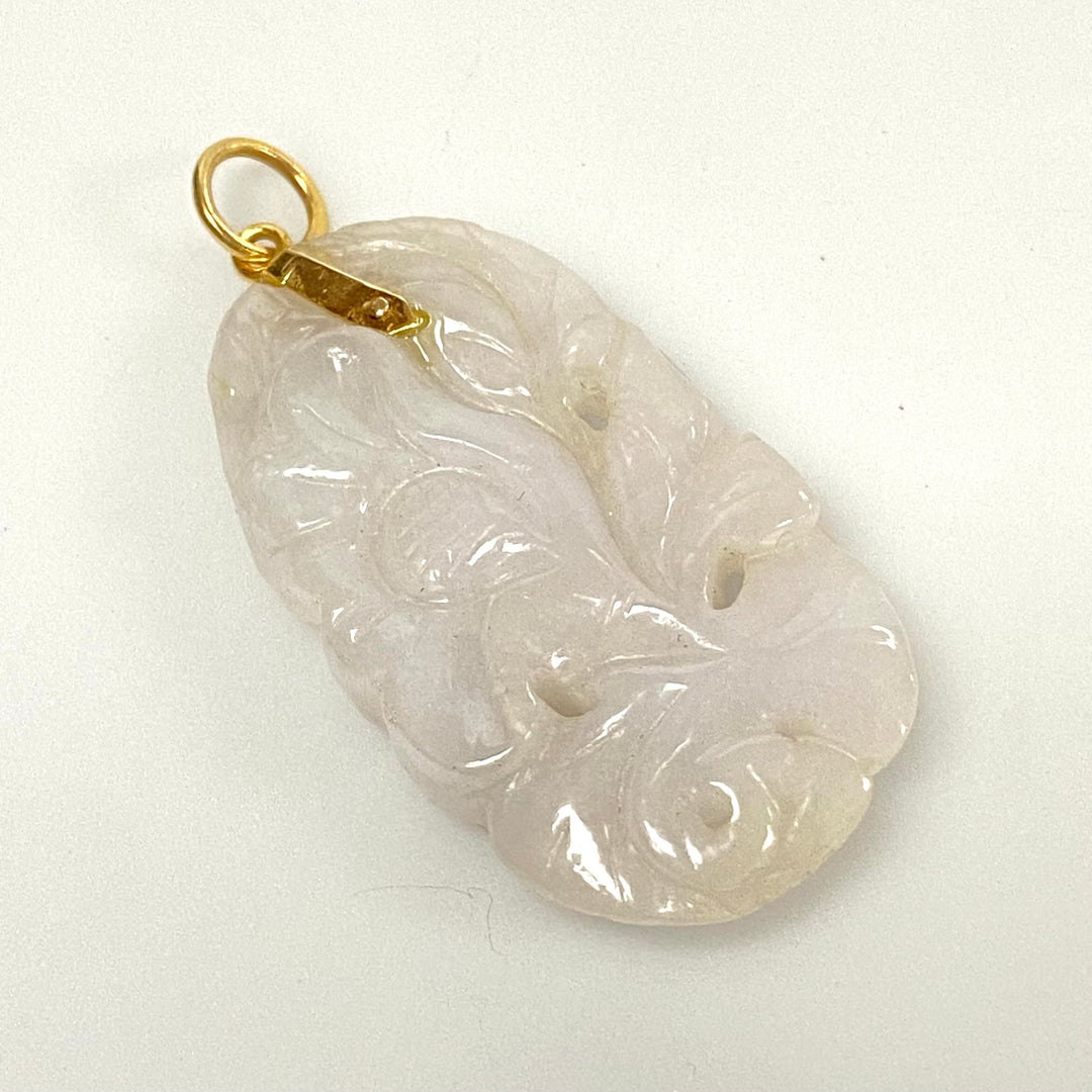 v045 Vintage 14k Yellow Gold Carved Floral White Jade Pendant Charm