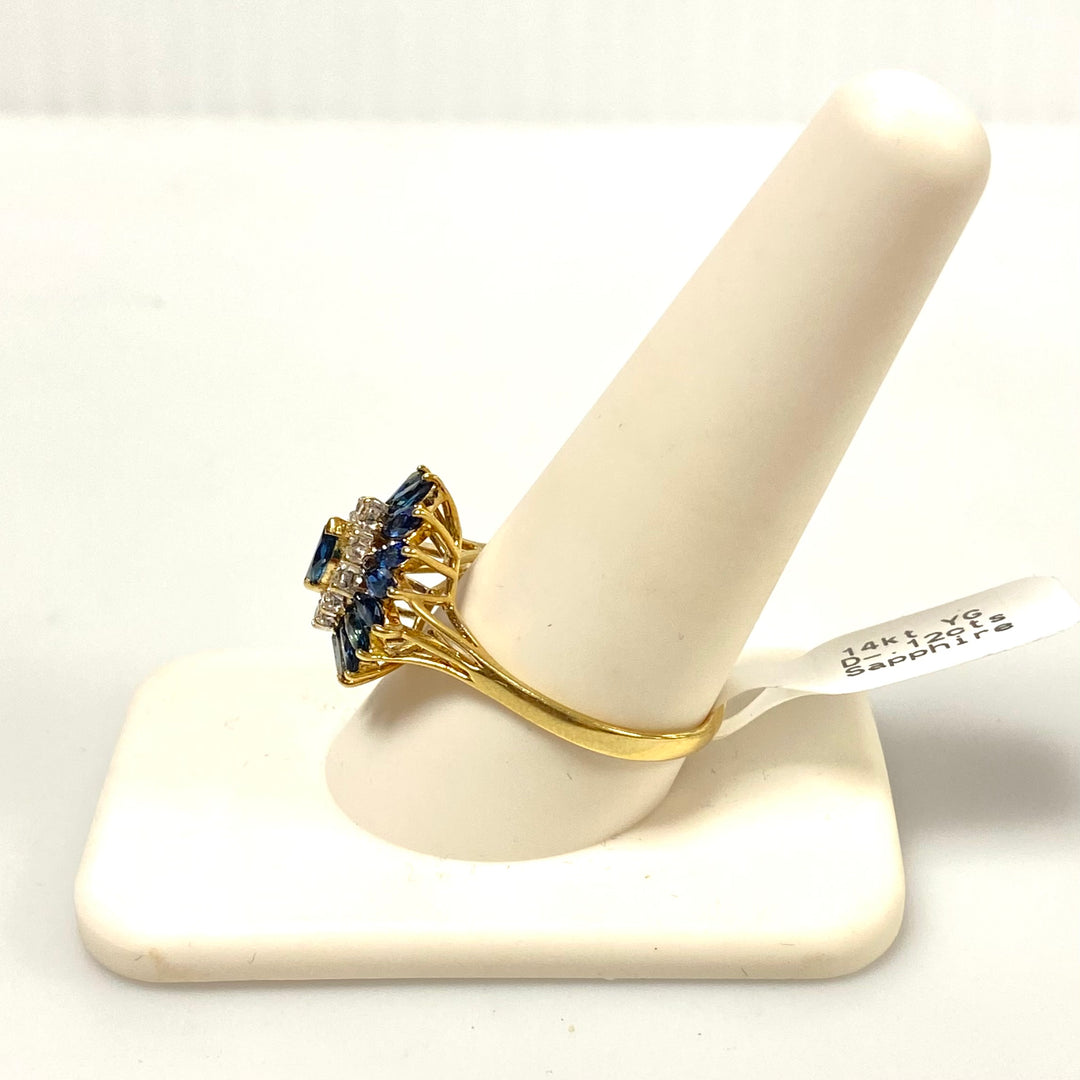v052 Vintage 14K Yellow Gold Blue Sapphire White Diamond .12cts Ring Size 10.25