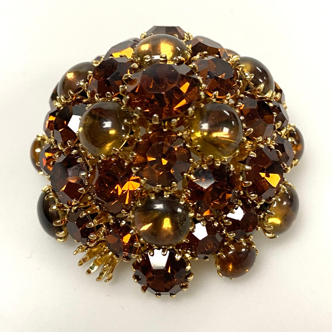 v075 Vintage Gold Tone and Amber Shades Rhinestones Pin Brooch