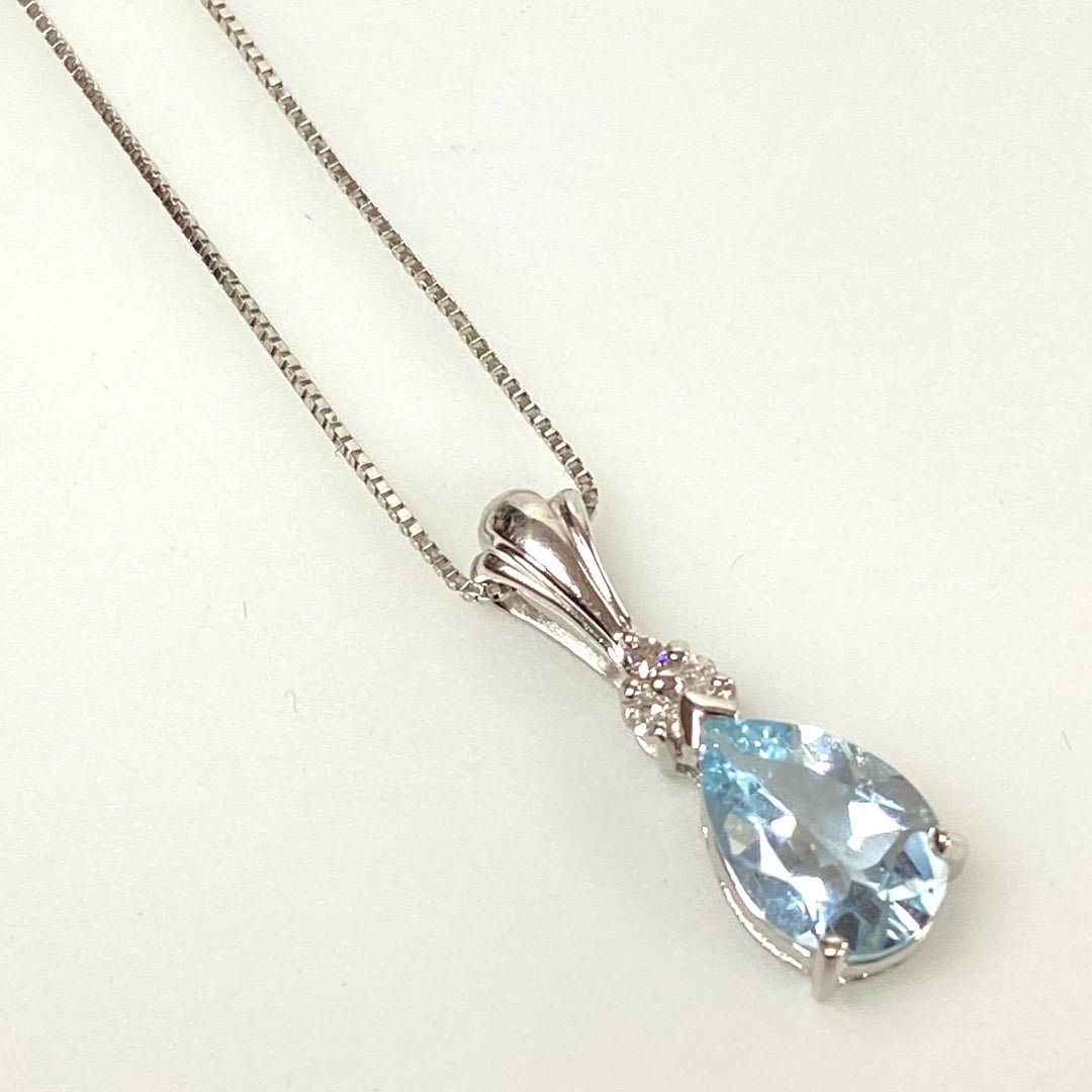 v128 Vintage 10K White Gold Chain Necklace 18" Long Aquamarine Diamond Pendant