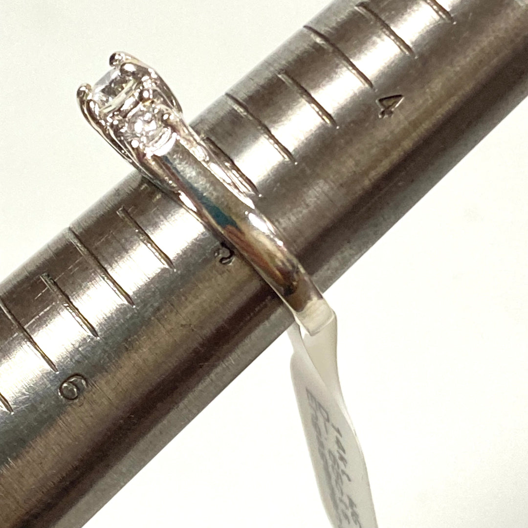 v144 Vintage Classic 14K White Gold .65cts Diamond Engagement Ring Sz 5