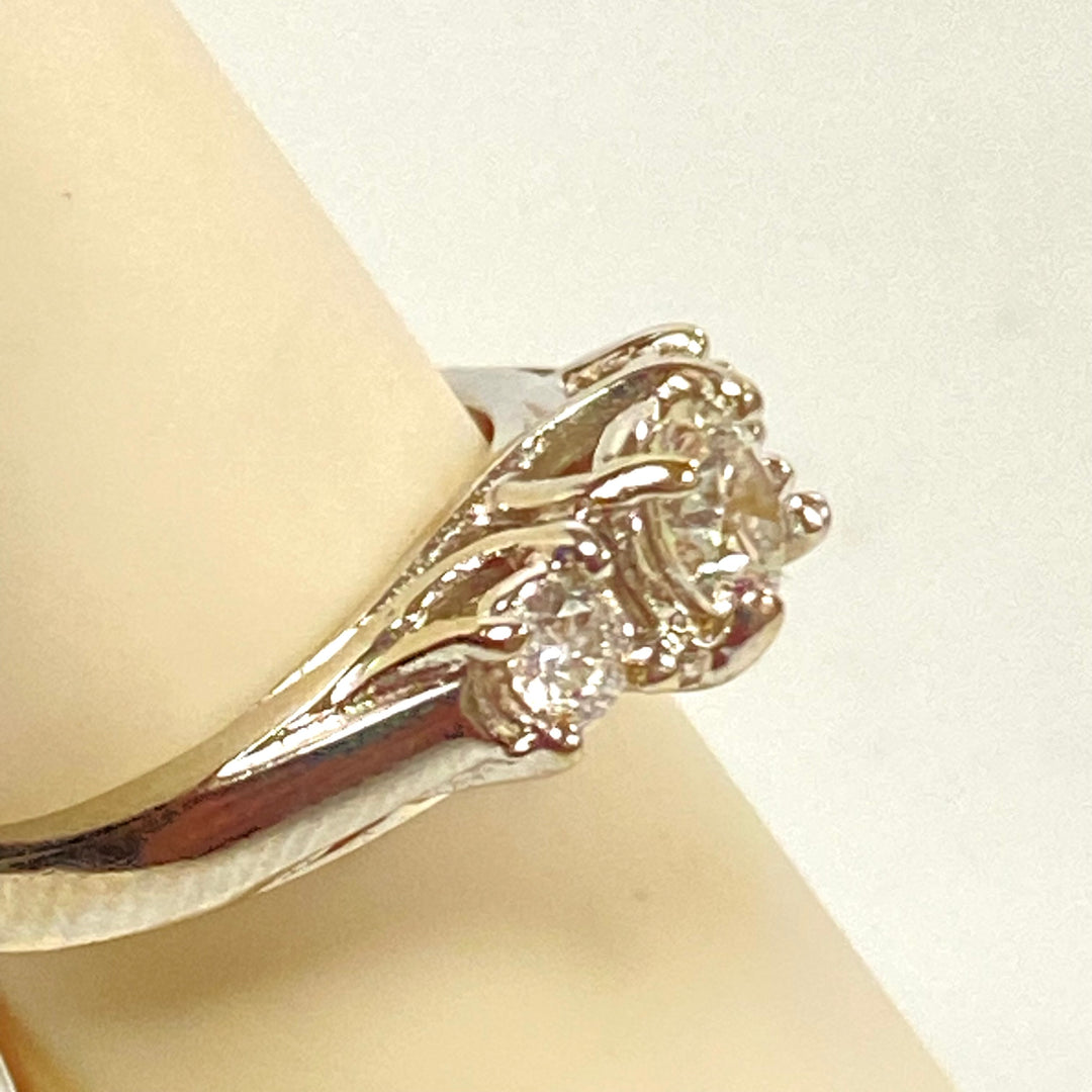 v144 Vintage Classic 14K White Gold .65cts Diamond Engagement Ring Sz 5