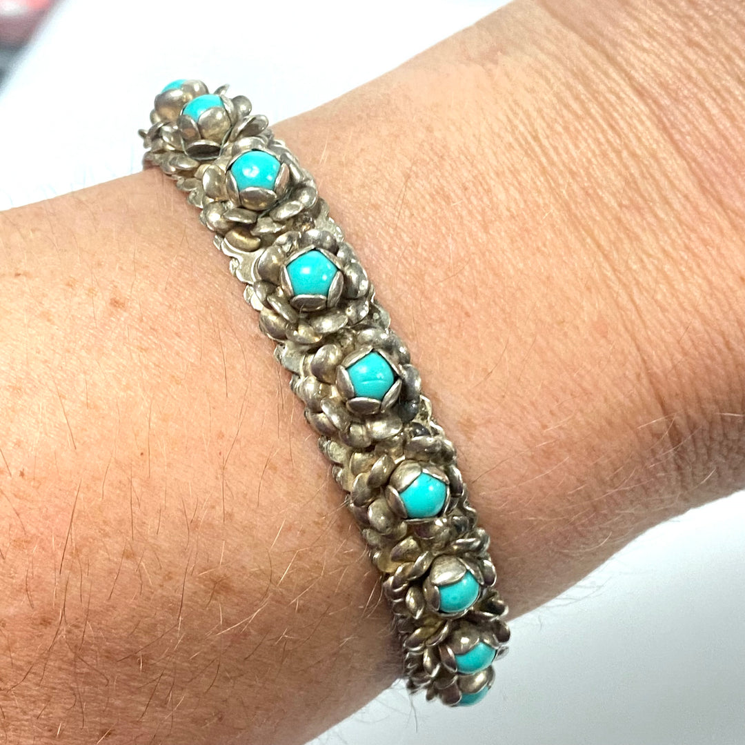 v150 Vintage Sterling Silver Floral Turquoise Open Cuff Style Bracelet