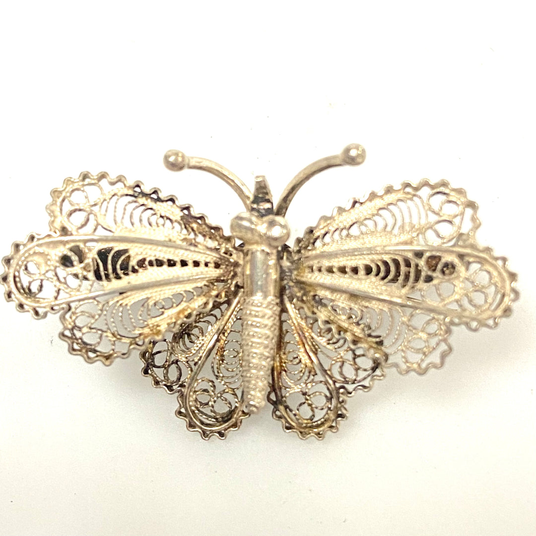 v164 Vintage 800 Silver Filigree Butterfly Brooch Pin