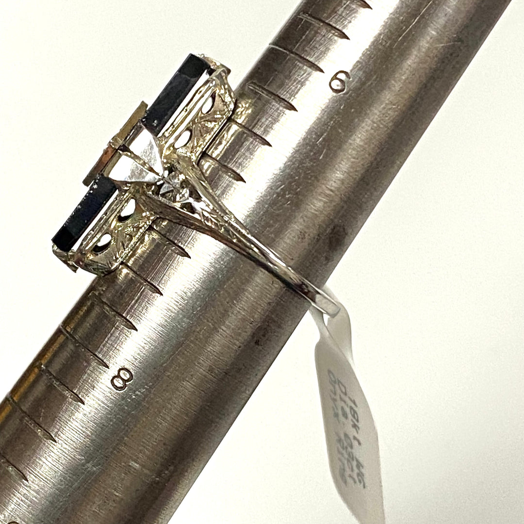 v165 Vintage 18K White Gold Filigree 0.03cts White Diamond Black Onyx Ring Sz 7