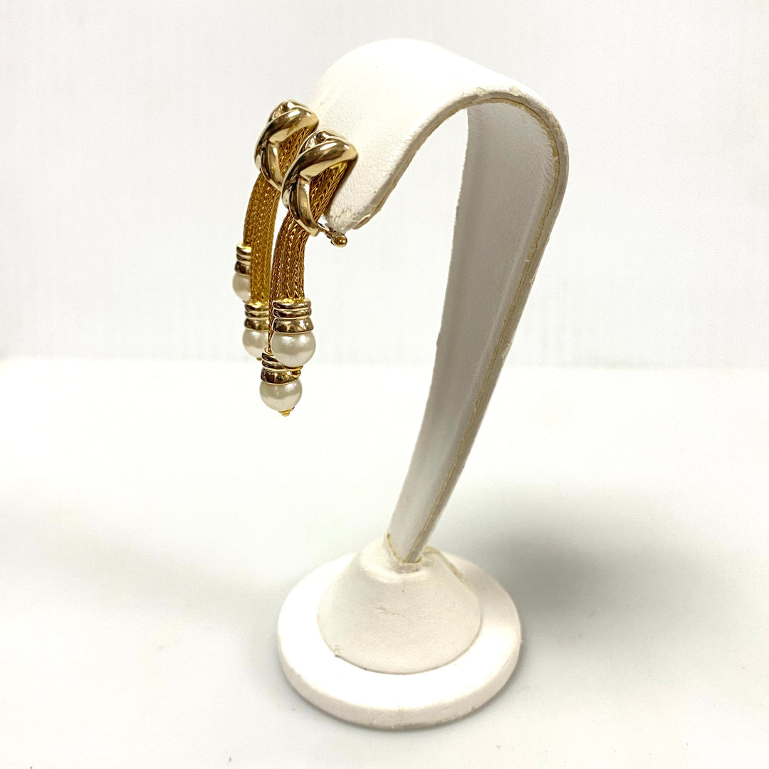 v172 Vintage Classic 18K Yellow Gold Fancy Pierced Hoop Earrings with Pearls