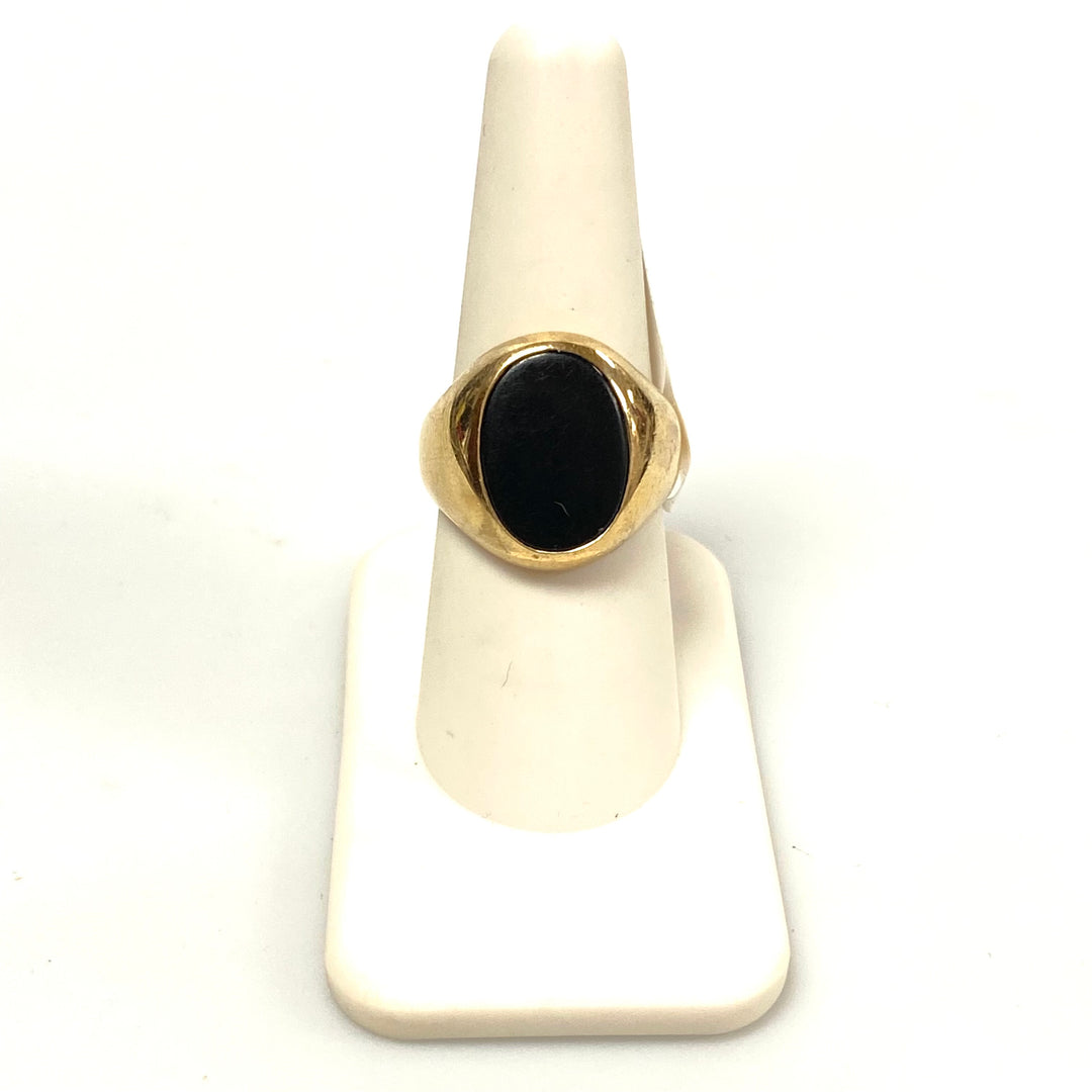 v192 Vintage 14K Yellow Gold Black Oval Onyx Stone Unisex Ring Size 8