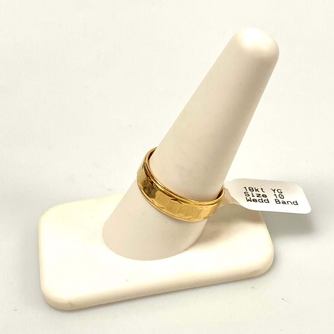 v197 Vintage 18K Yellow Gold 6mm Classic Style Wedding Band Ring Size 10