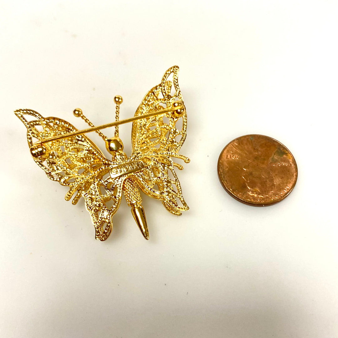 v222 Vintage 1960s Monet Double Wing 3-D Gold Tone Filigree Butterfly Brooch Pin