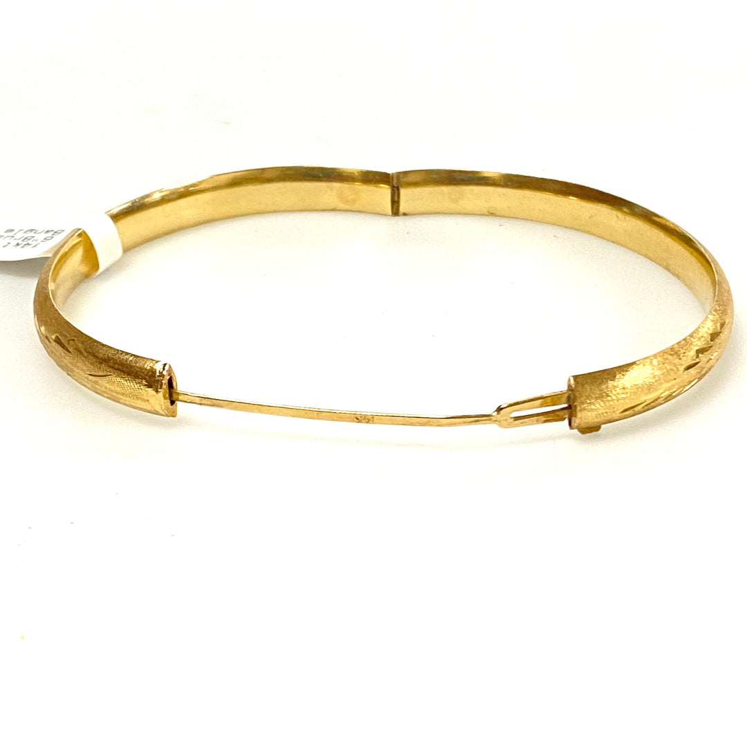 v229 Vintage 14K Yellow Gold 6mm wide Brushed Bangle Unisex Bracelet 6" long