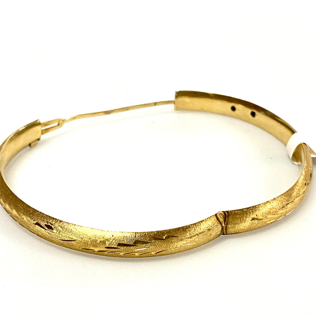 v229 Vintage 14K Yellow Gold 6mm wide Brushed Bangle Unisex Bracelet 6" long