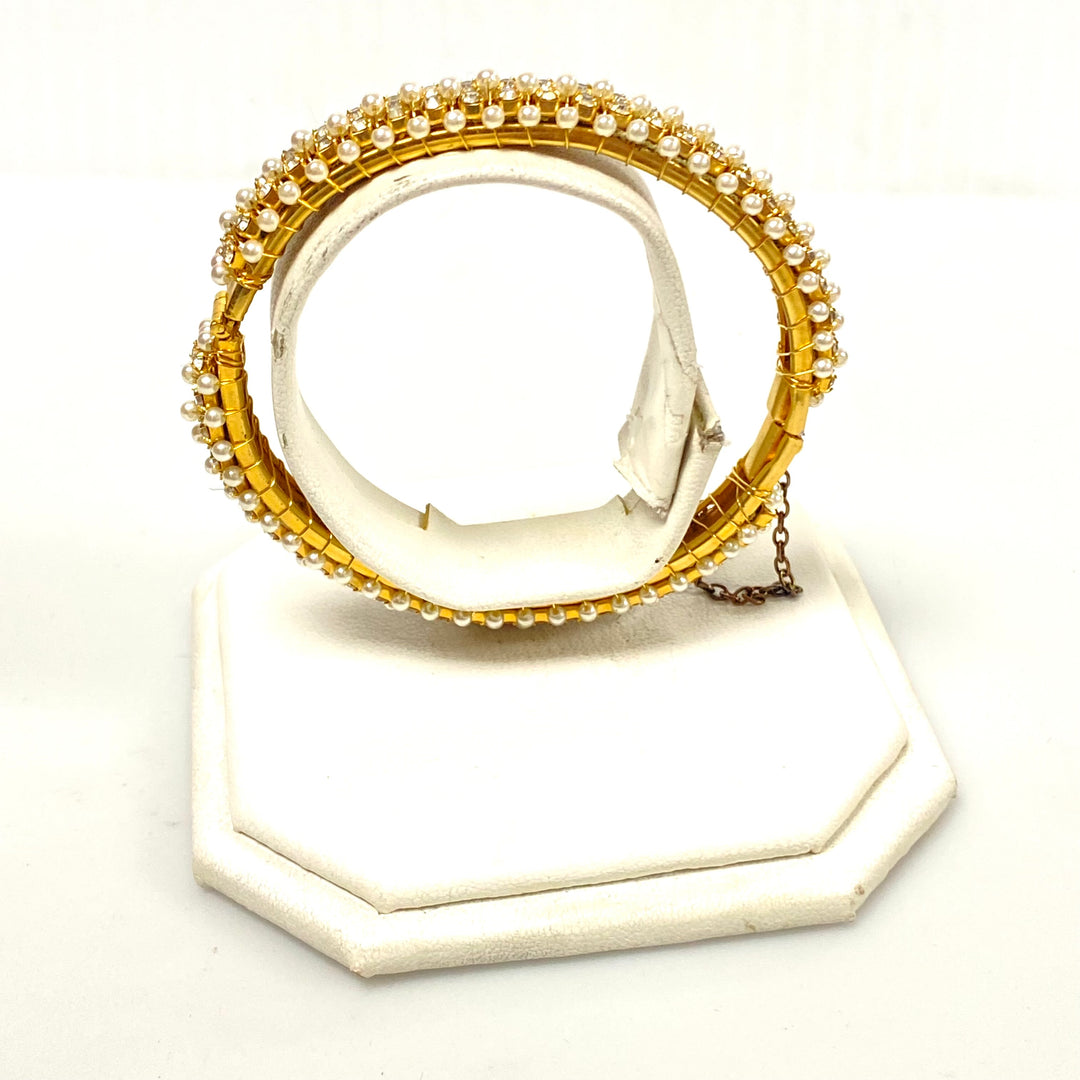v231 Vintage Gold Tone Pearl Beaded White Stones Unisex Bangle Bracelet 8" long