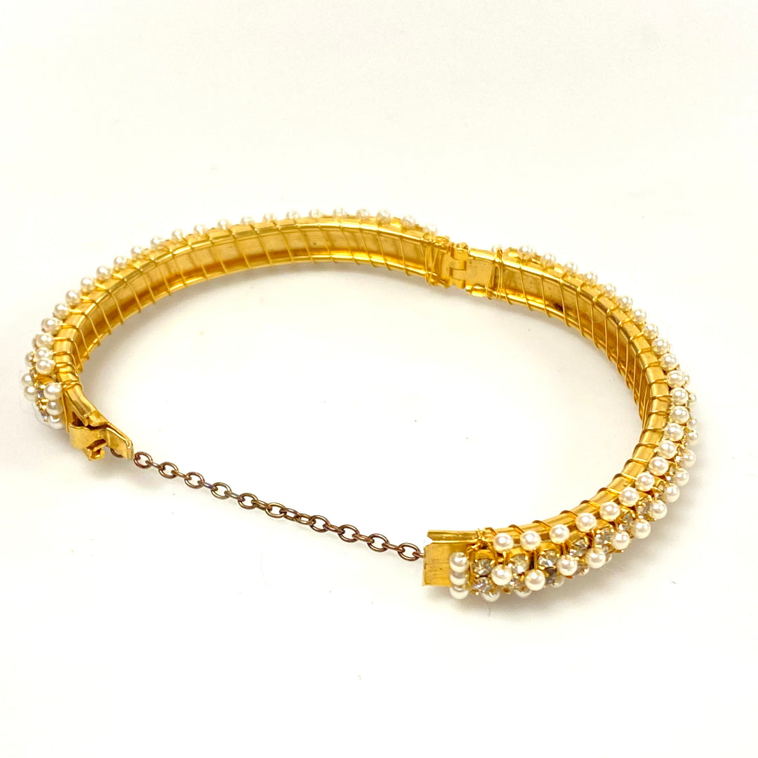 v231 Vintage Gold Tone Pearl Beaded White Stones Unisex Bangle Bracelet 8" long