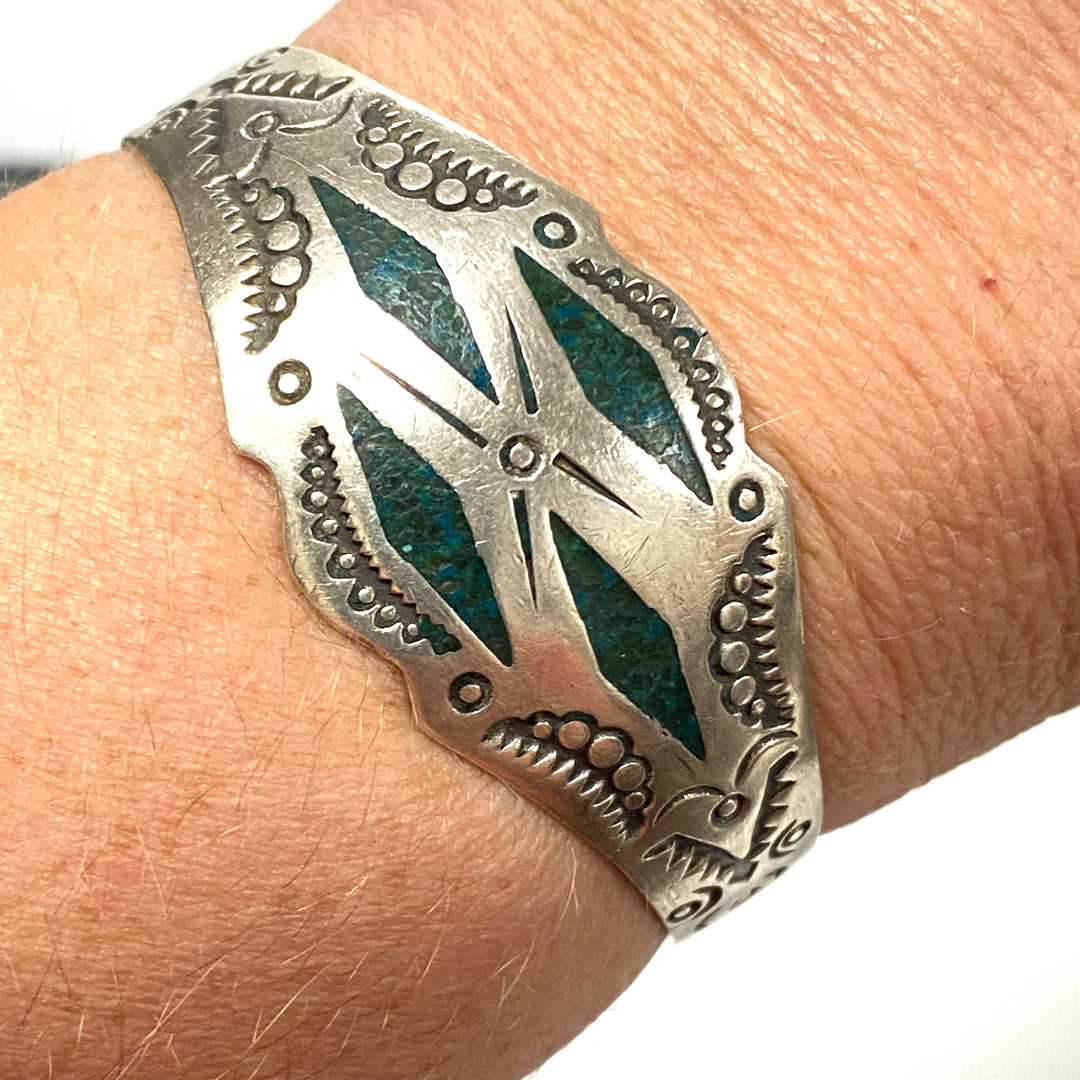 v253 Vintage Navajo Native American Sterling Silver Cuff Turquoise Inlay Bracelet