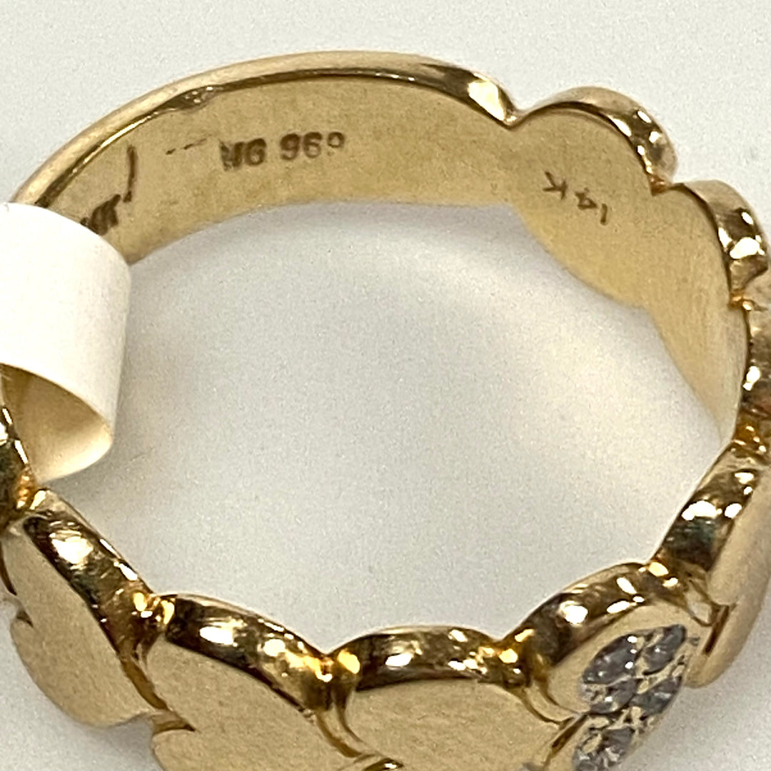 v259 Vintage 14K Yellow Gold Diamond Chips Stone Heart Wedding Band Ring Size 7