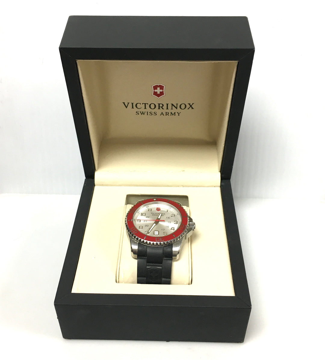 v270 Vintage Swiss Army Victorinox Water Resistant Stainless Men's Wrist Watch