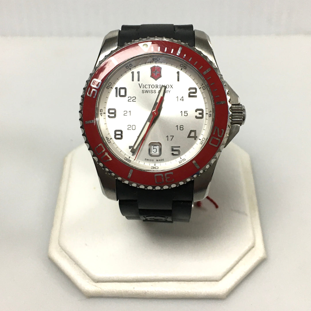 v270 Vintage Swiss Army Victorinox Water Resistant Stainless Men's Wrist Watch