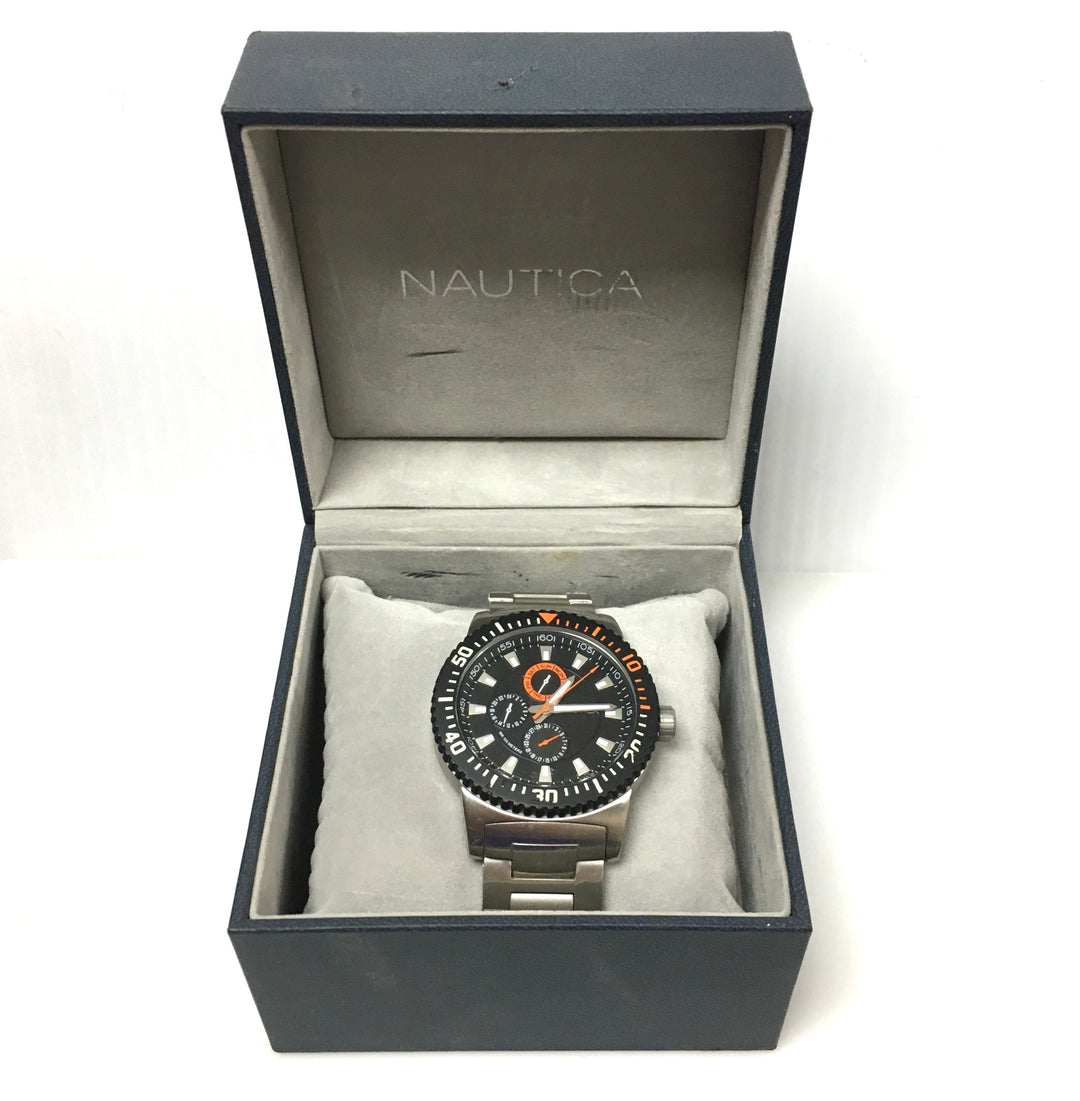v272 Nautica Unisex n18680g NST 16 Multi Function Stainless Steel Wrist Watch
