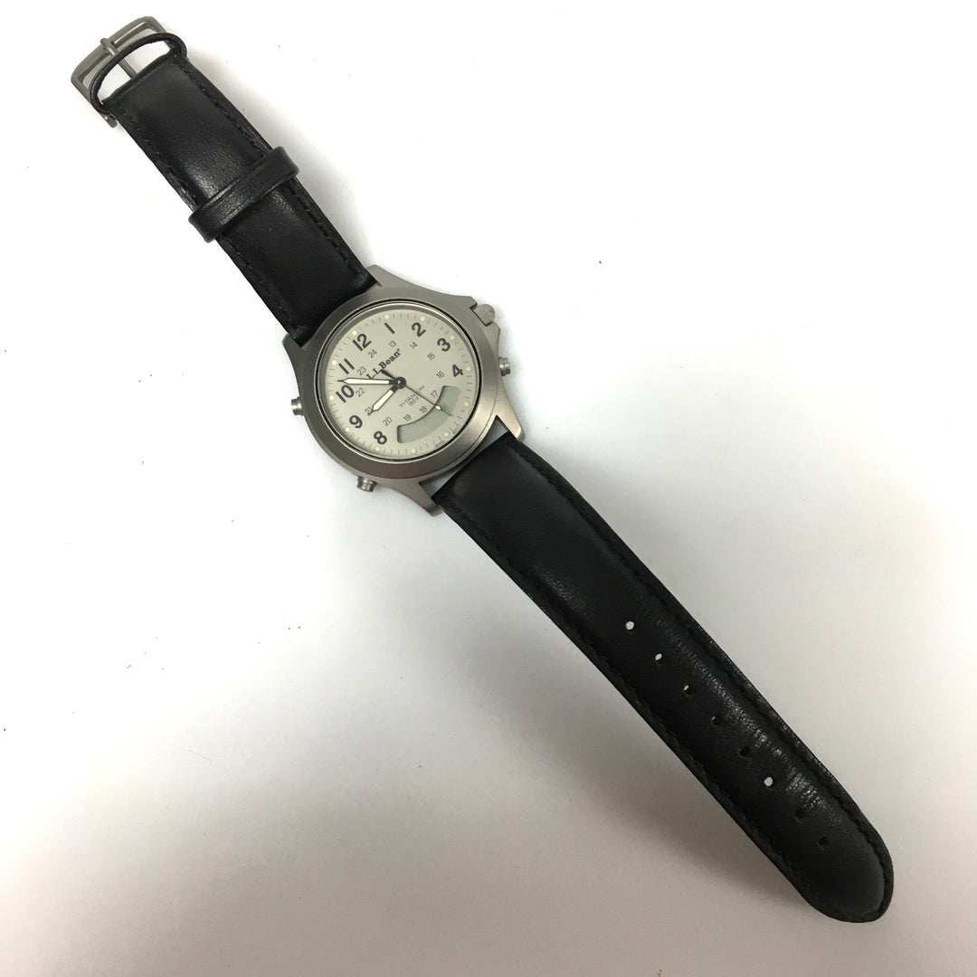 v295 Vintage L.L.Bean Quartz Japan Movement Titanium Case WR 150ft Wrist Watch