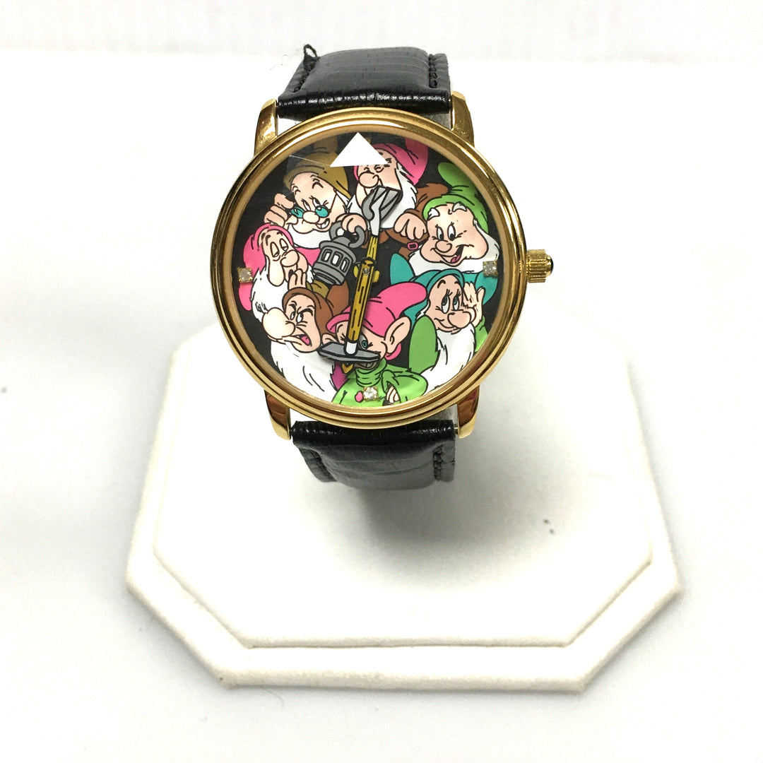 v303 Vintage Analog Quartz Gold Tone Disney Seven Dwarfs Wrist Watch