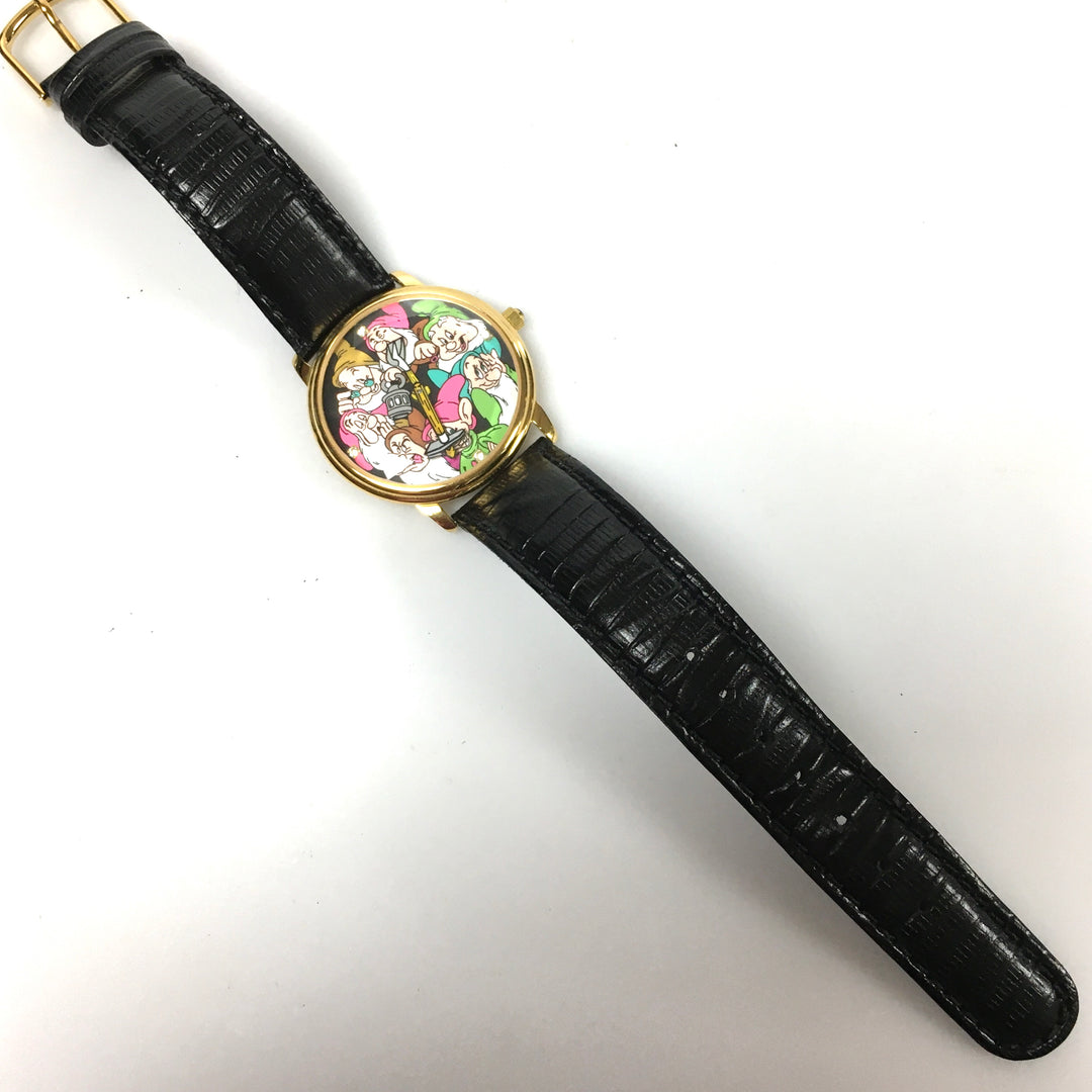 v303 Vintage Analog Quartz Gold Tone Disney Seven Dwarfs Wrist Watch