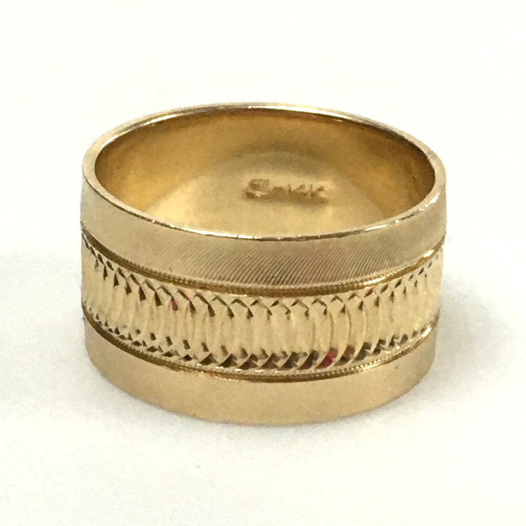 v323 Vintage 14K Yellow Gold 12mm Unisex Wedding Band Ring Size 10