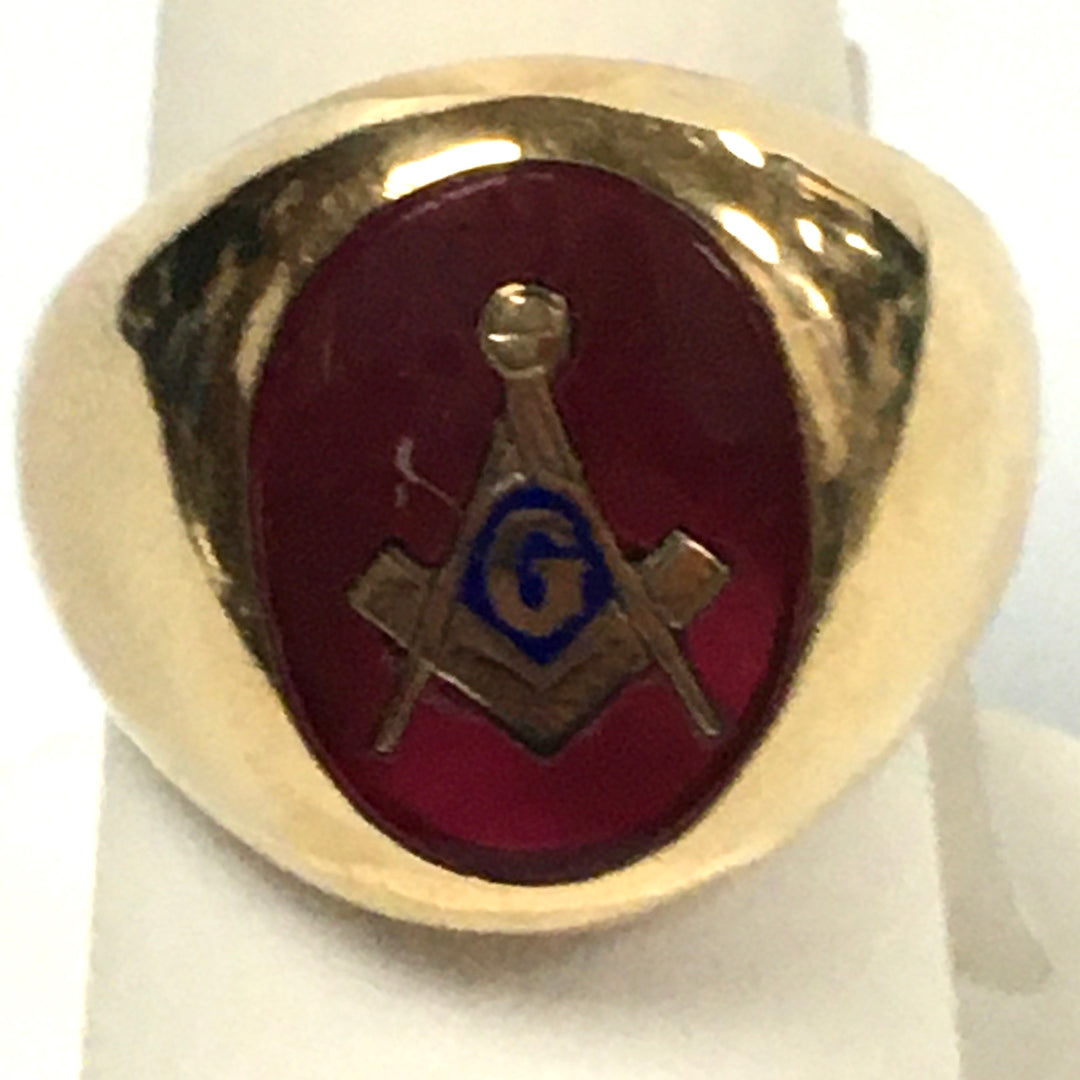 v329 Vintage 10K Yellow Gold Masonic Logo on Red Band Ring Size 9