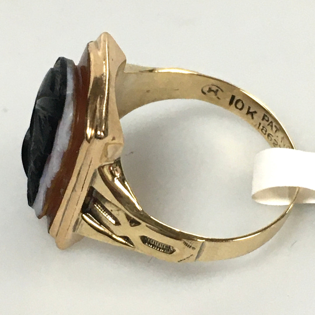 v332 Vintage 10K Yellow Gold Two-tone Soldier Carved Cameo Band Ring Size 10.25