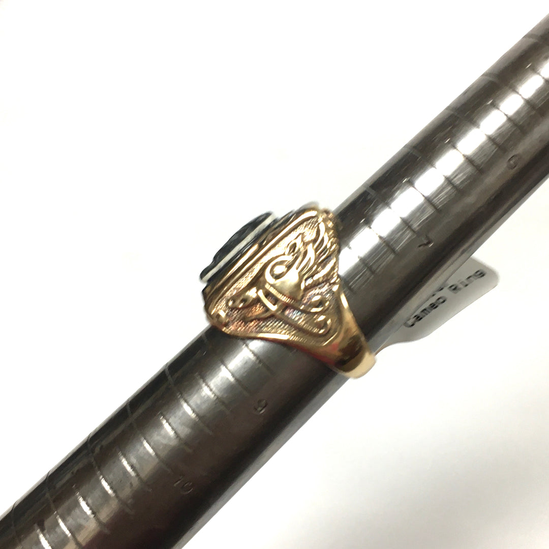 v333 Vintage 10K Yellow Gold Two-tone Soldier Carved Cameo Band Ring Size 8.25
