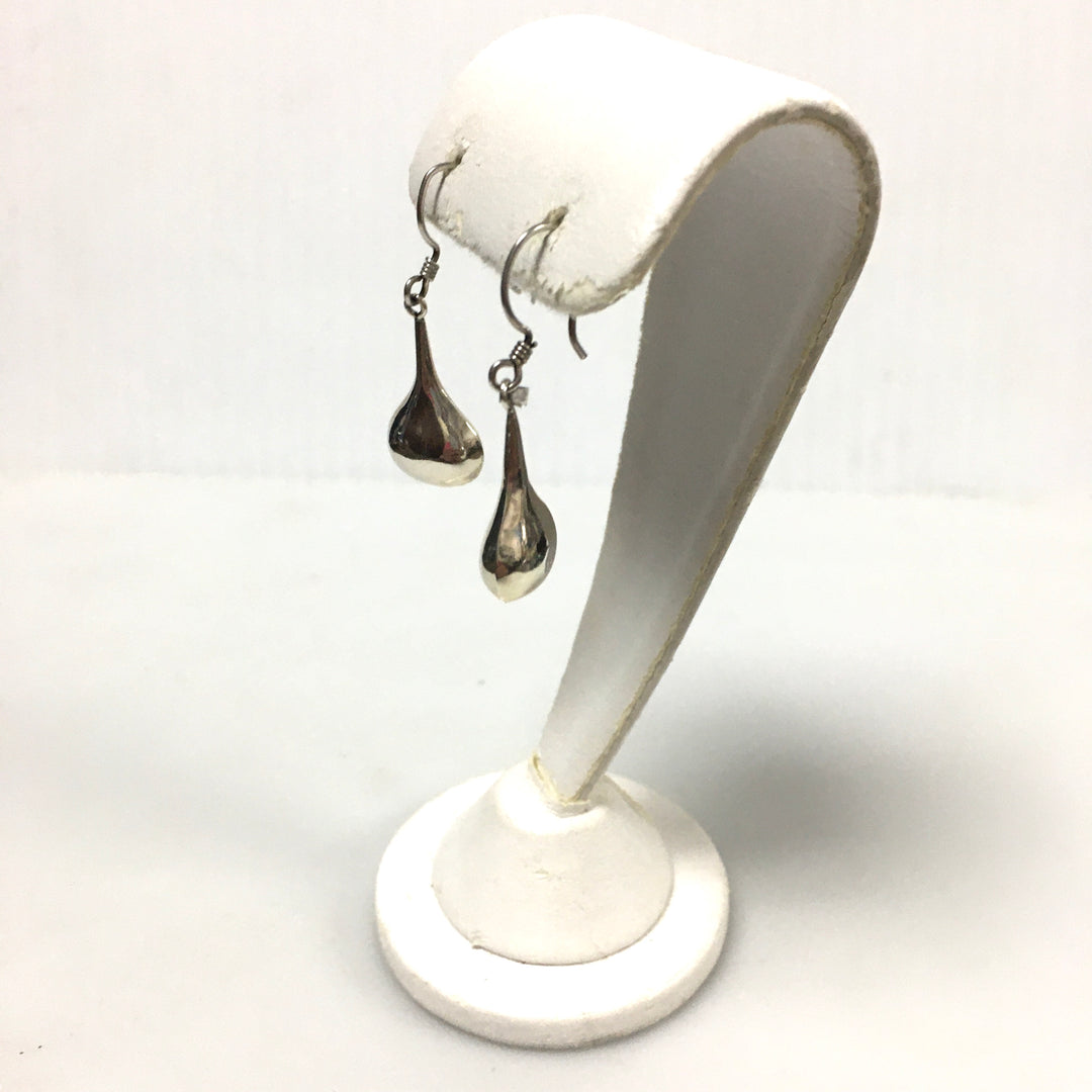 v352 Vintage Sterling Silver 925 Teardrop Pierced Dangling Earrings