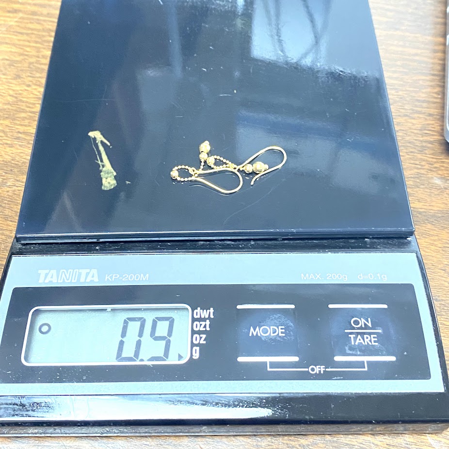 v384 Vintage 14K Yellow Gold Dangling Ball Chain Earrings