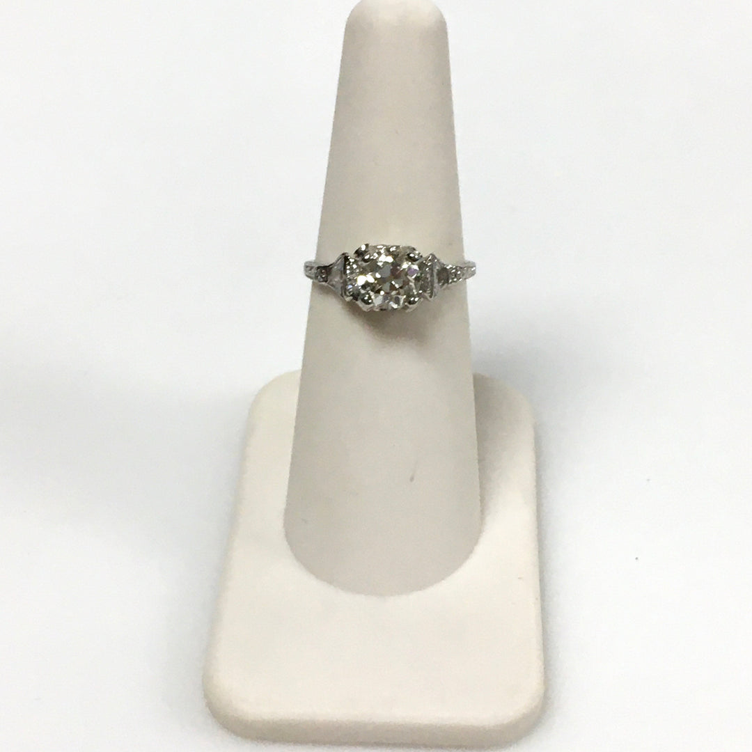 v439 Vintage Platinum Diamond tw 1.02 cts Engagement Wedding Ring Size 5