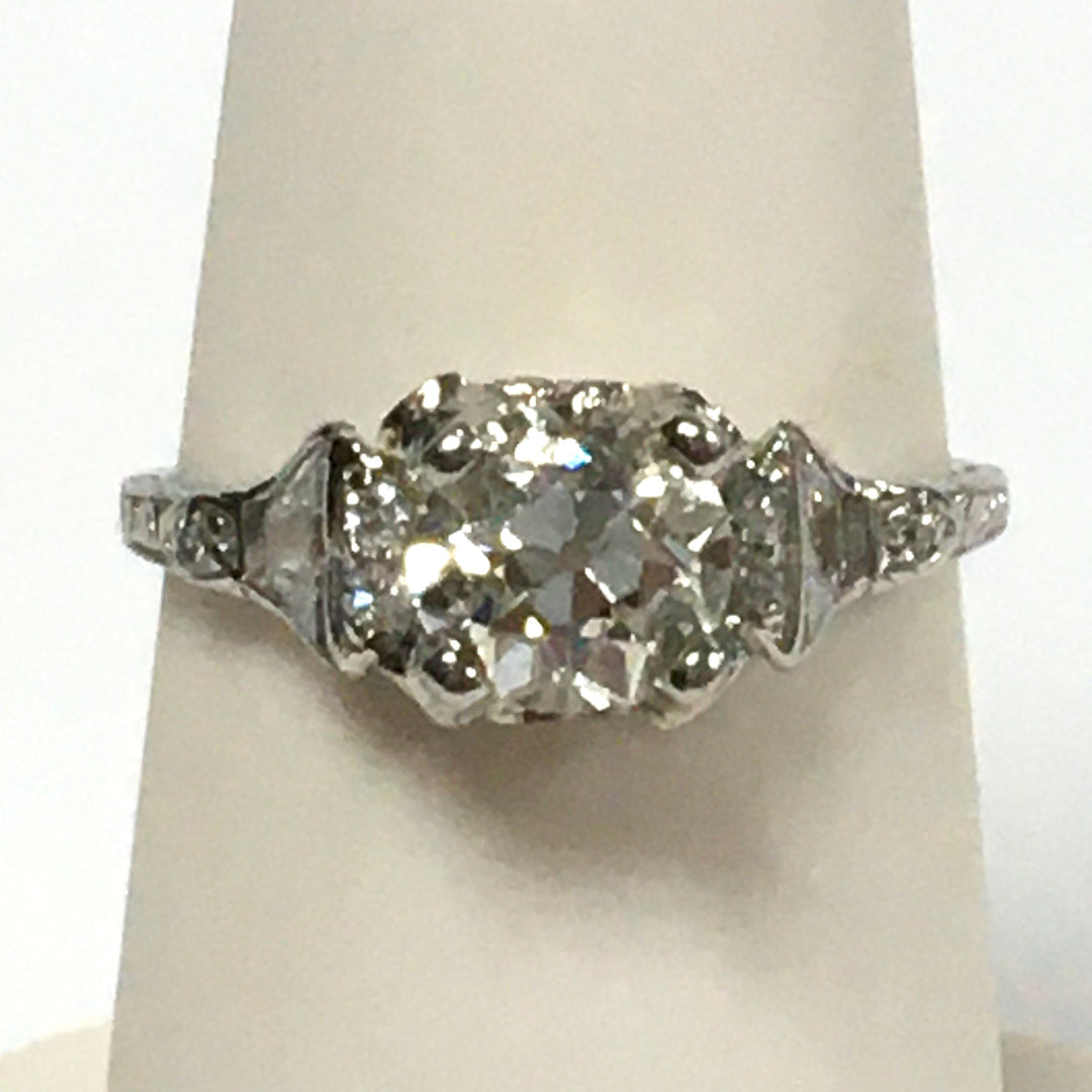 v439 Vintage Platinum Diamond tw 1.02 cts Engagement Wedding Ring Size 5