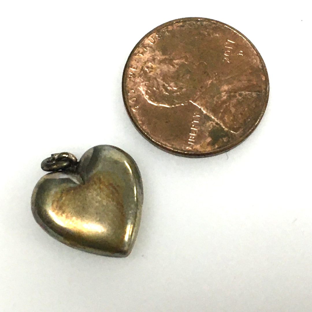 v448 Vintage Sterling Silver Heart Pendant Charm