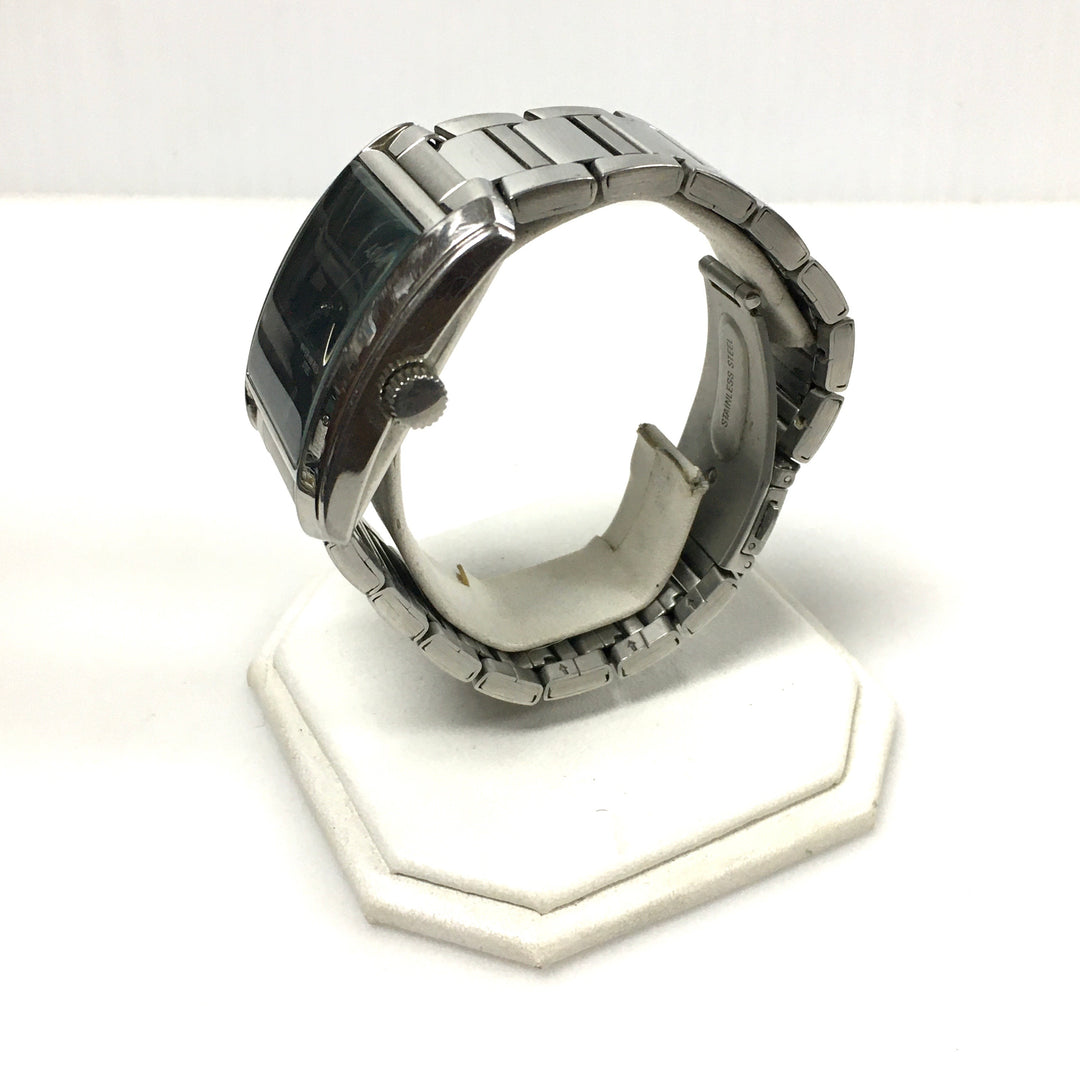 v456 Armitron Mens Silver-Tone Stainless Steel Dress Water Resistant Wrist Watch