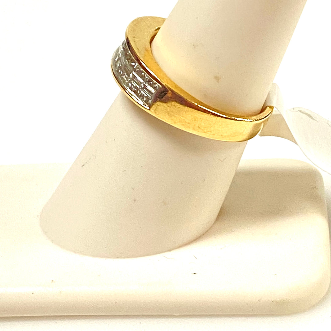 v468 Vintage 14K Yellow Gold Diamonds 5mm Band Ring Size 7
