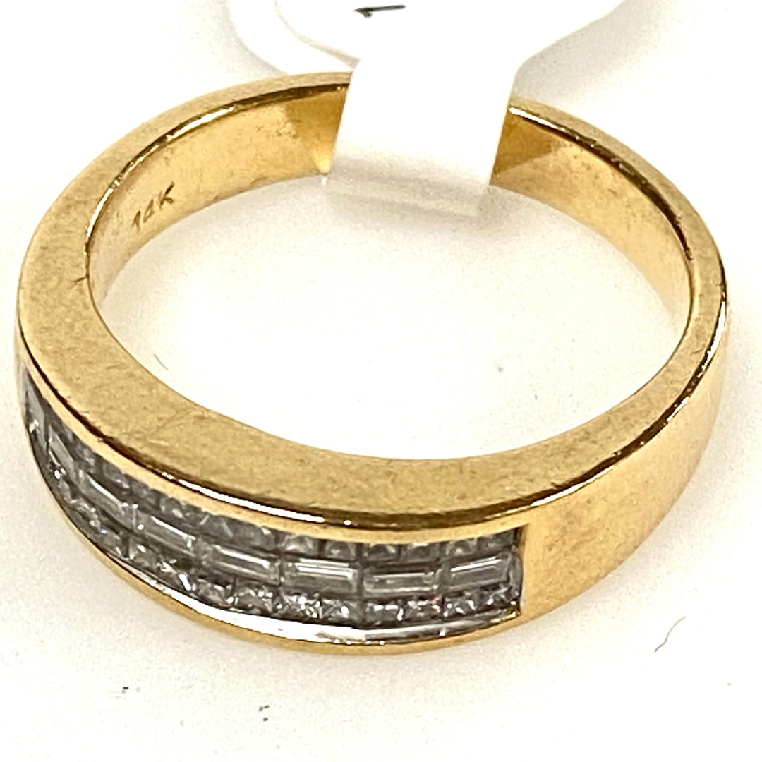 v468 Vintage 14K Yellow Gold Diamonds 5mm Band Ring Size 7