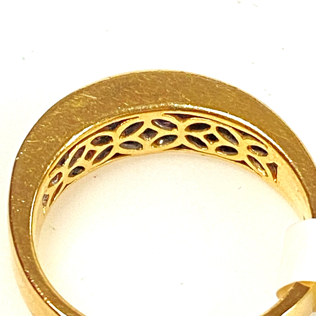 v468 Vintage 14K Yellow Gold Diamonds 5mm Band Ring Size 7