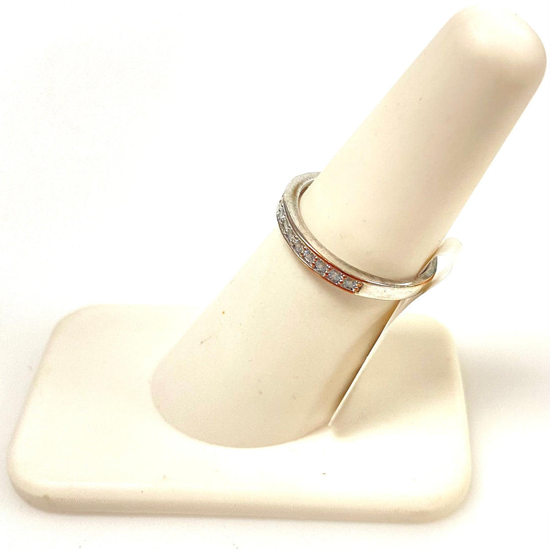 v469 Vintage 14K White Gold Diamonds 2mm Band Ring Size 6.25