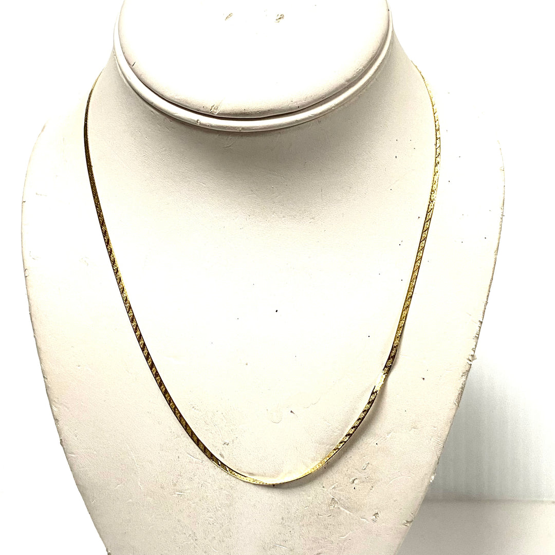 v479 Vintage 14k Yellow Gold 18" Diamond-cut Herringbone Style Chain Necklace